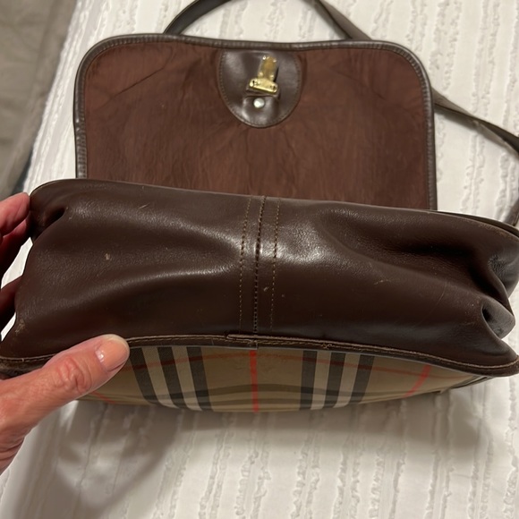 Burberry- original purchased in the UK approximately 40 plus years ago . - Picture 12 of 16